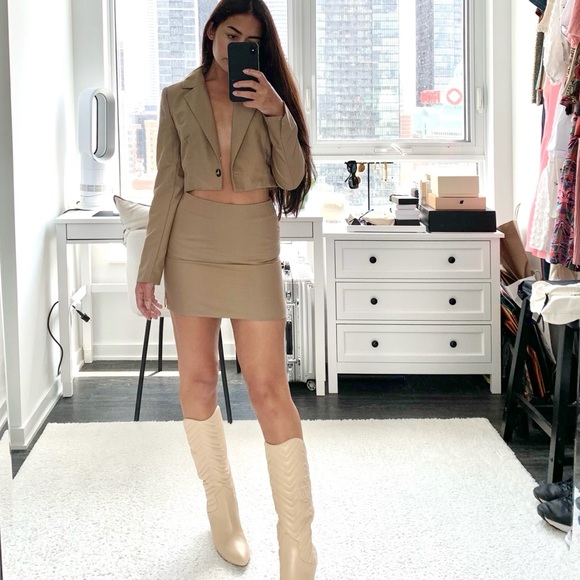 Fashion Nova Dresses & Skirts - *BNWT* FASHION NOVA two piece set